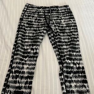 Nike Dri-Fit speckled half leggings